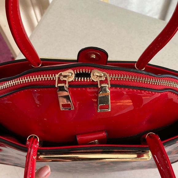 VTG Red Leopard Patent Print 2-1 Bag - Picture 3 of 12